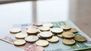 w ilu krajach jest waluta euro